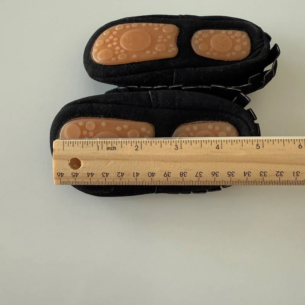 NWT Hongteya Baby Moccasins Black Maryjane Fringe size 18-24M